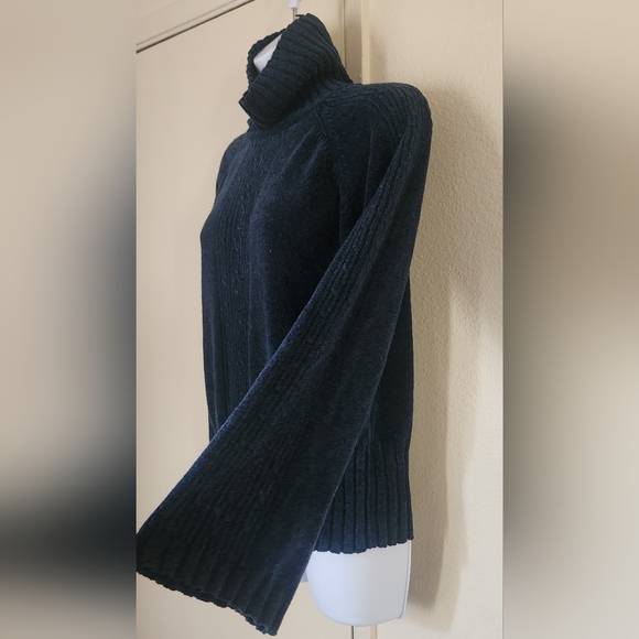 Hillard and Hanson turtleneck Sweater - Picture 3 of 10